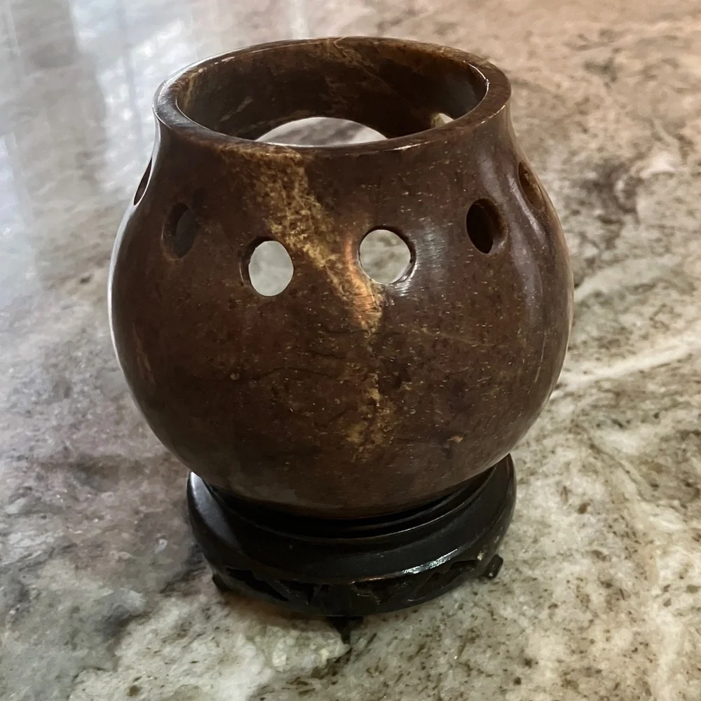 The Body Shop Brown Soapstone Tea light/Votive Holder with Stand